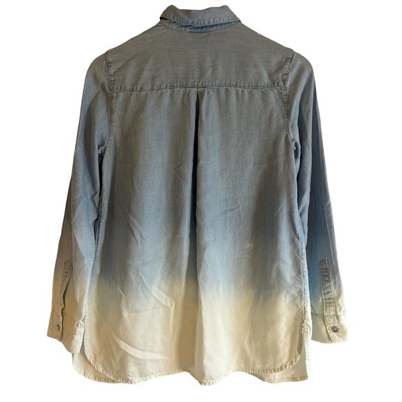 J. Jill Denim Women’s Size XS Chambray Dip Dye Button Up Shirt Abalone Buttons - Picture 2 of 7